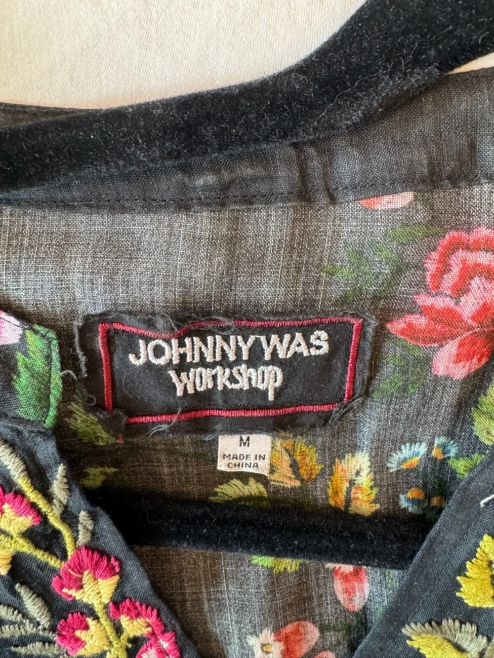 Johnny Was Black Floral & Bird Print Long Sleeve Midi Dress w drawstring waist - Picture 2 of 3